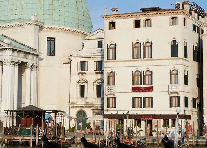 Hotel Antiche Figure